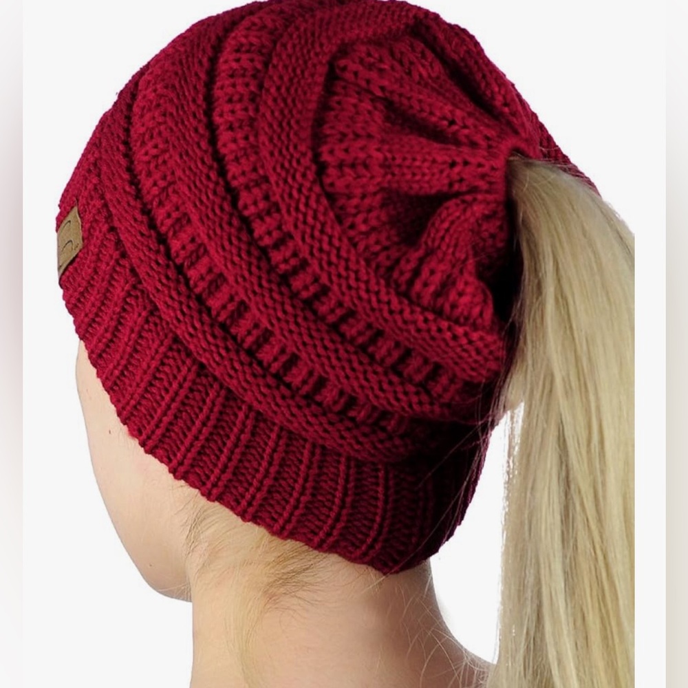 NWT. C.C BeanieTail Knit Hat